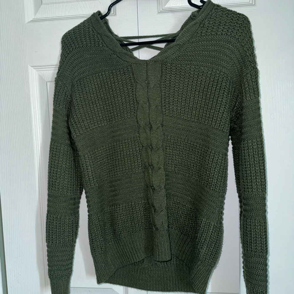 Small knit long sleeve